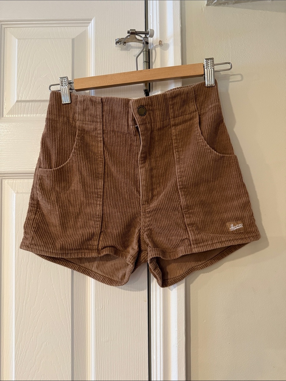 Hammies High-Rise Corduroy Women's Shorts in Brown